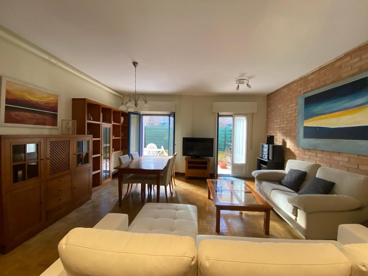 Kaioa .incluye Parking Privado. Apartamento