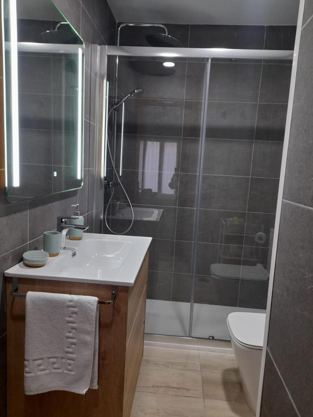 Kaioa .incluye Parking Privado. Apartment *
